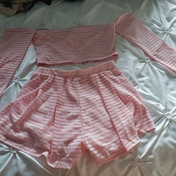 Mesh Striped Off Shoulder Two Piece Set - Picture 2 of 6